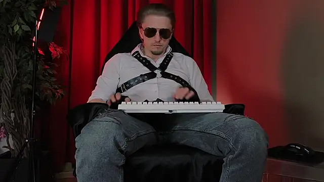 Vincent Hardman online show from April 2026 08:17:01 PM