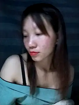 Snapshot of bonnie-00 chatting on April 2026 02:54:01 PM bonnie-00 online show from April 2026 02:54:01 PM