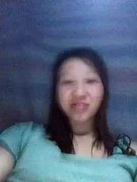 Snapshot of bonnie-00 chatting on May 2026 04:11:01 PM bonnie-00 online show from May 2026 04:11:01 PM