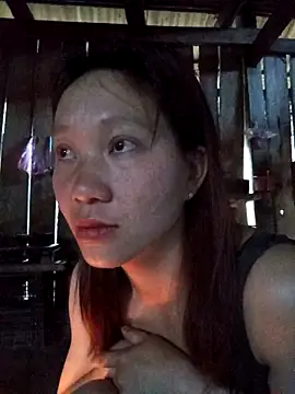 Snapshot of bonnie-00 chatting on May 2026 10:51:01 PM bonnie-00 online show from May 2026 10:51:01 PM