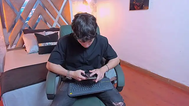 kraven lust online show from October 2025 02:50:02 AM