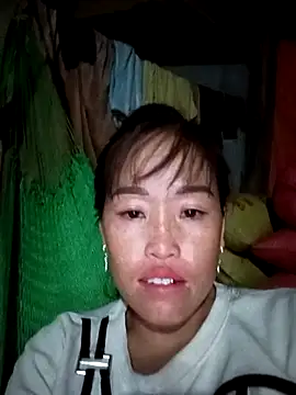 Snapshot of Vuong_x chatting on September 2025 02:07:02 PM Vuong x online show from September 2025 02:07:02 PM