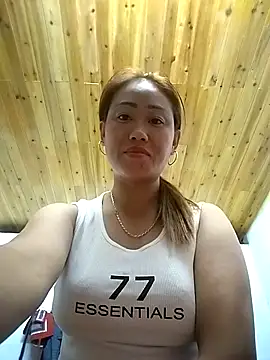 Snapshot of Dung_x chatting on September 2025 09:51:01 PM Dung x online show from September 2025 09:51:01 PM