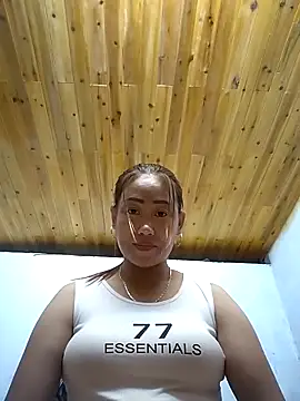 Snapshot of Dung_x chatting on October 2025 12:28:01 PM Dung x online show from October 2025 12:28:01 PM