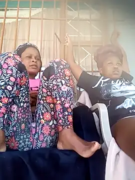 BlondieBitch online show from October 2025 01:47:02 PM