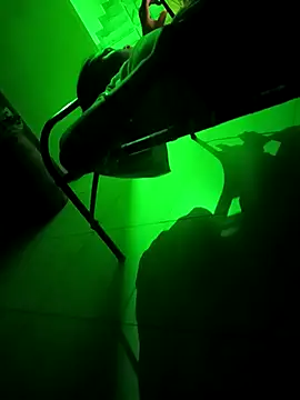 Snapshot of meenahotdarling chatting on September 2025 04:40:01 PM meenahotdarling online show from September 2025 04:40:01 PM