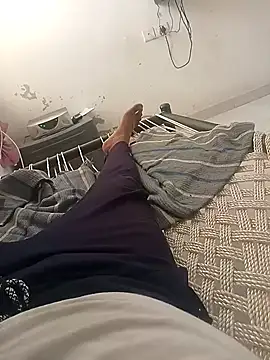 Snapshot of meenahotdarling chatting on September 2025 02:37:02 AM meenahotdarling online show from September 2025 02:37:02 AM