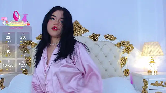 AryCorinne online show from October 2025 03:05:02 AM