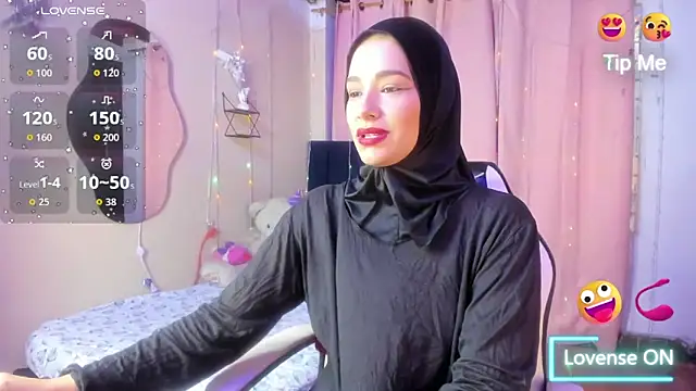 ShanaJamil online show from November 2025 12:19:02 PM