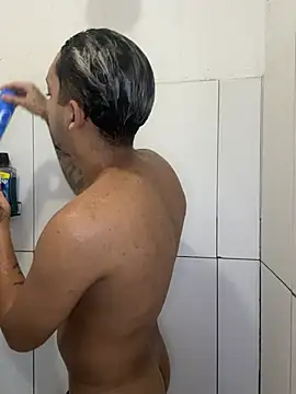 Snapshot of CasalMaldoso01 chatting on March 2026 02:41:02 AM CasalMaldoso01 online show from March 2026 02:41:02 AM
