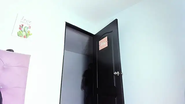 EthanBlackwoodd online show from April 2026 09:24:01 AM