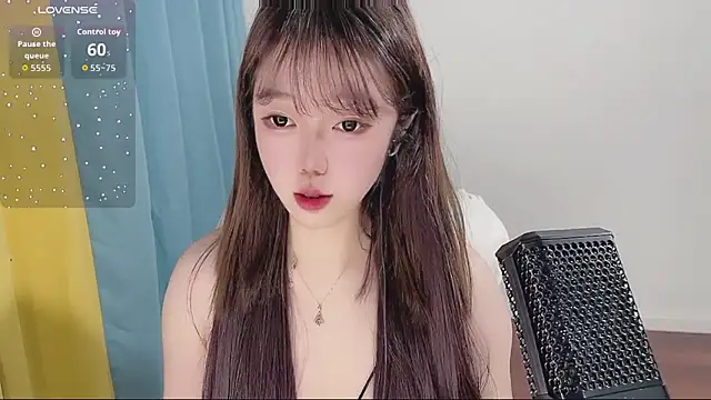 Snapshot of Lucky_Cici chatting on January 2026 01:46:01 PM Lucky Cici online show from January 2026 01:46:01 PM