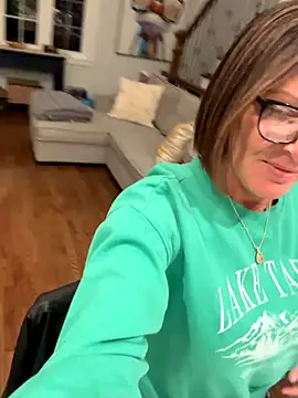 Snapshot of 3totangox chatting on November 2025 11:04:02 PM 3totangox online show from November 2025 11:04:02 PM