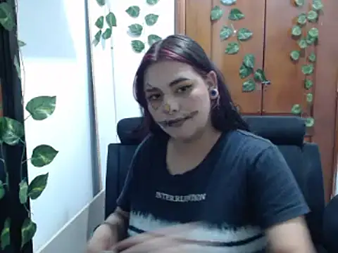 Snapshot of Rose_Jessy chatting on October 2025 03:04:01 AM Rose Jessy online show from October 2025 03:04:01 AM