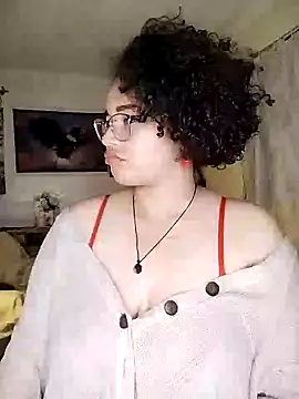 Snapshot of Julie_wallace chatting on October 2025 09:34:02 PM Julie wallace online show from October 2025 09:34:02 PM