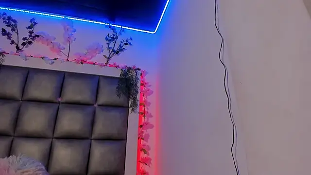 abbiecollins js online show from March 2026 04:18:01 AM