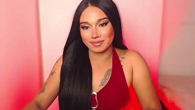 Snapshot of WomanOfYourDreams chatting on September 2025 11:48:01 PM WomanOfYourDreams online show from September 2025 11:48:01 PM