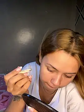 coupleyys online show from January 2026 05:40:01 PM