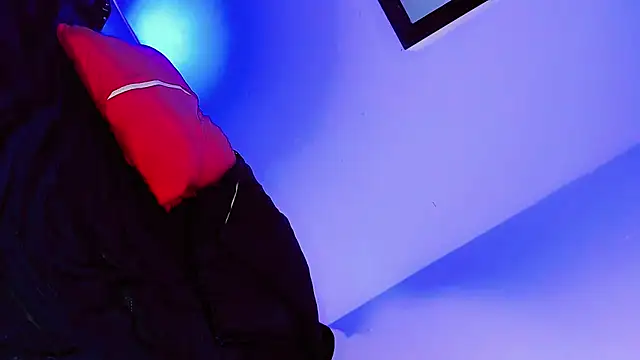 daniela dolls online show from April 2026 12:13:01 PM