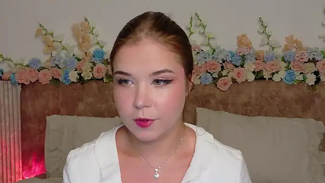 Lilith Bonheur online show from March 2026 08:01:01 PM