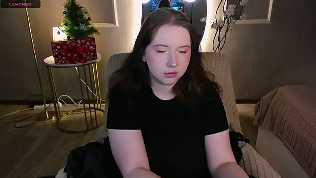 Selena Muse online show from December 2025 01:27:01 PM