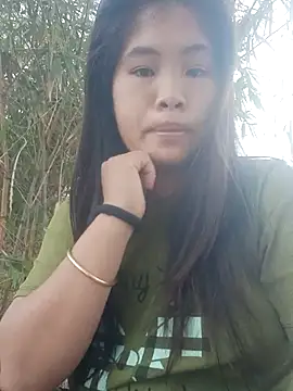 Luyen004 online show from January 2026 11:52:02 PM