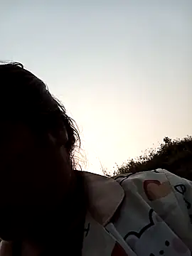 Luyen004 online show from March 2026 01:00:01 AM