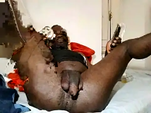 Snapshot of Kwasi-a chatting on May 2026 06:27:01 PM Kwasi-a online show from May 2026 06:27:01 PM