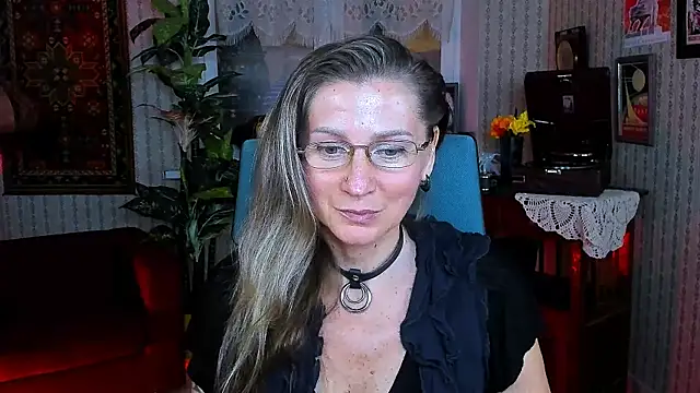 Snapshot of UmaSpace chatting on September 2025 01:10:01 PM UmaSpace online show from September 2025 01:10:01 PM