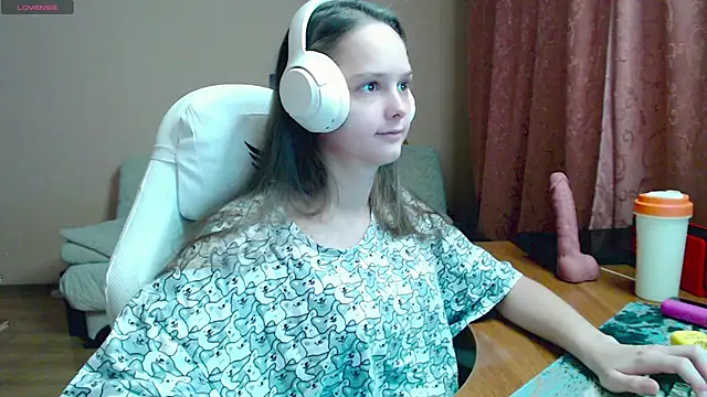 SharybbFace online show from November 2025 03:12:01 PM