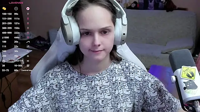 SharybbFace online show from February 2026 03:11:01 PM