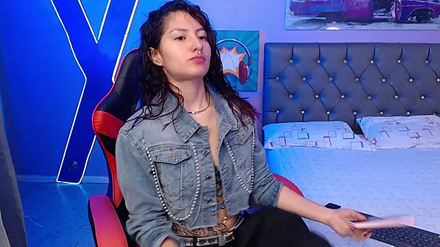 Sabriinaa Foxx online show from October 2025 12:17:02 PM