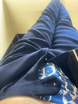 Snapshot of CZpublic chatting on October 2025 05:21:02 AM CZpublic online show from October 2025 05:21:02 AM