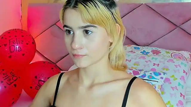 ChloeLaurentt online show from February 2026 10:28:01 PM