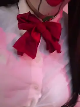 Nicol X online show from October 2025 03:34:01 PM