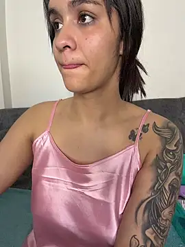 Isabella-Teen online show from January 2026 02:17:02 AM