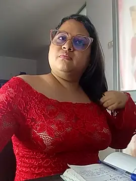 Snapshot of Chiki_hot92 chatting on November 2025 07:35:02 PM Chiki hot92 online show from November 2025 07:35:02 PM