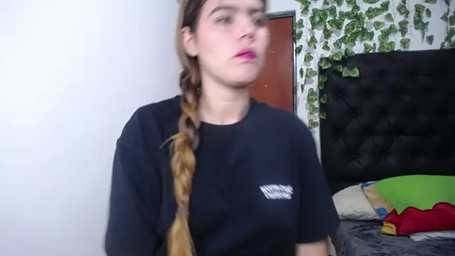 isabel 09 online show from October 2025 02:54:01 AM