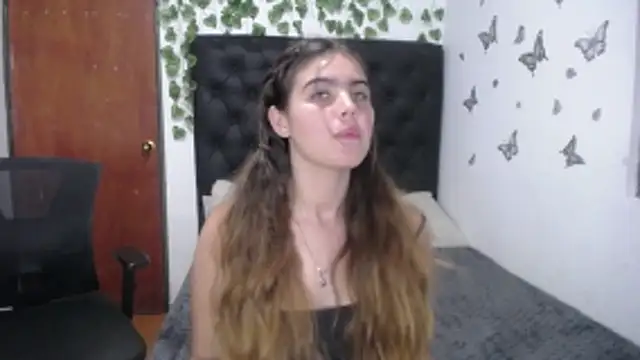 isabel 09 online show from October 2025 04:19:01 PM