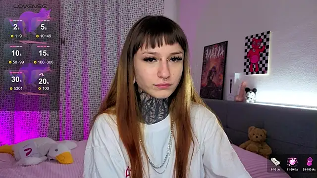 LilithPoison online show from December 2025 06:36:02 PM