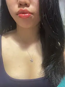Snapshot of Rose-babyx chatting on July 2026 01:07:02 PM Rose-babyx online show from July 2026 01:07:02 PM