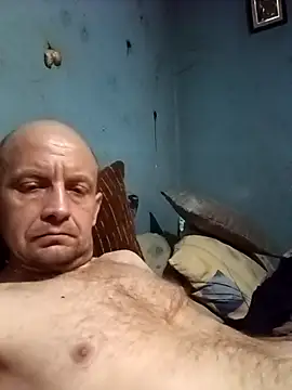 Snapshot of Jarektchurzewski chatting on December 2025 07:53:02 PM Jarektchurzewski online show from December 2025 07:53:02 PM