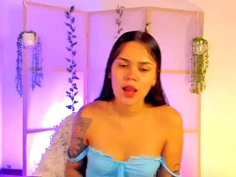 ElaMoon  online show from March 2026 01:42:02 AM