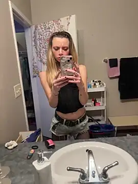 Snapshot of cuminhot69 chatting on October 2025 12:39:02 PM cuminhot69 online show from October 2025 12:39:02 PM