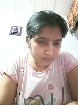 Snapshot of aliya-jaan71 chatting on May 2026 01:05:01 PM aliya-jaan71 online show from May 2026 01:05:01 PM
