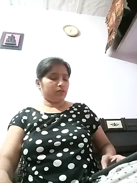 Snapshot of aliya-jaan71 chatting on May 2026 12:33:02 PM aliya-jaan71 online show from May 2026 12:33:02 PM