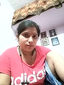 Snapshot of aliya-jaan71 chatting on May 2026 08:04:02 PM aliya-jaan71 online show from May 2026 08:04:02 PM