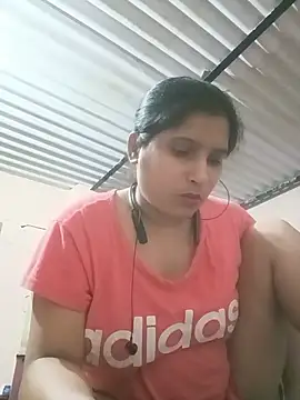 Snapshot of aliya-jaan71 chatting on July 2026 05:08:02 PM aliya-jaan71 online show from July 2026 05:08:02 PM