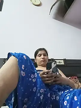 Snapshot of aliya-jaan71 chatting on July 2026 06:03:01 PM aliya-jaan71 online show from July 2026 06:03:01 PM