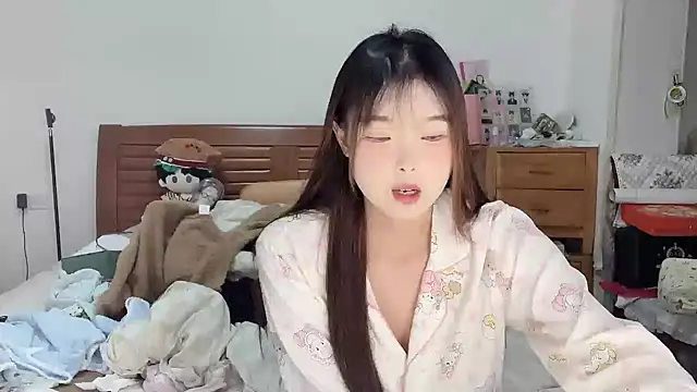 Akong11 online show from October 2025 03:14:01 PM